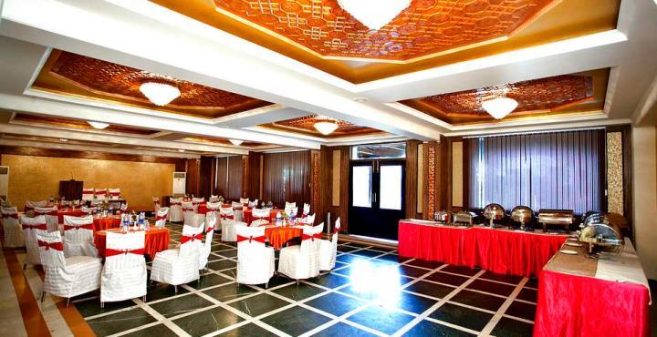 Hotel Radisson Srinagar Exterior foto
